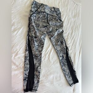 lululemon athletica Monochrome Floral Leggings